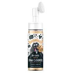 Bugalugs Oatmeal No-Rinse Paw Cleaner with soft silicone bristles for cats and dogs.